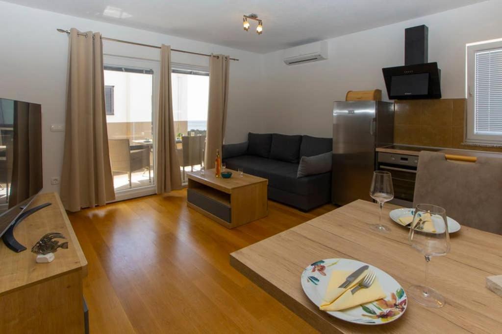 Apartments Vladimir #3 Makarska Eksteriør billede